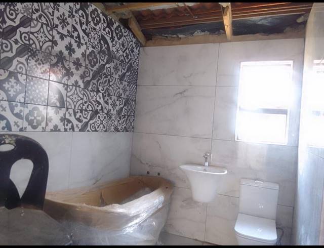 2 BEDROOM HOUSE FOR SALE IN LEHAE